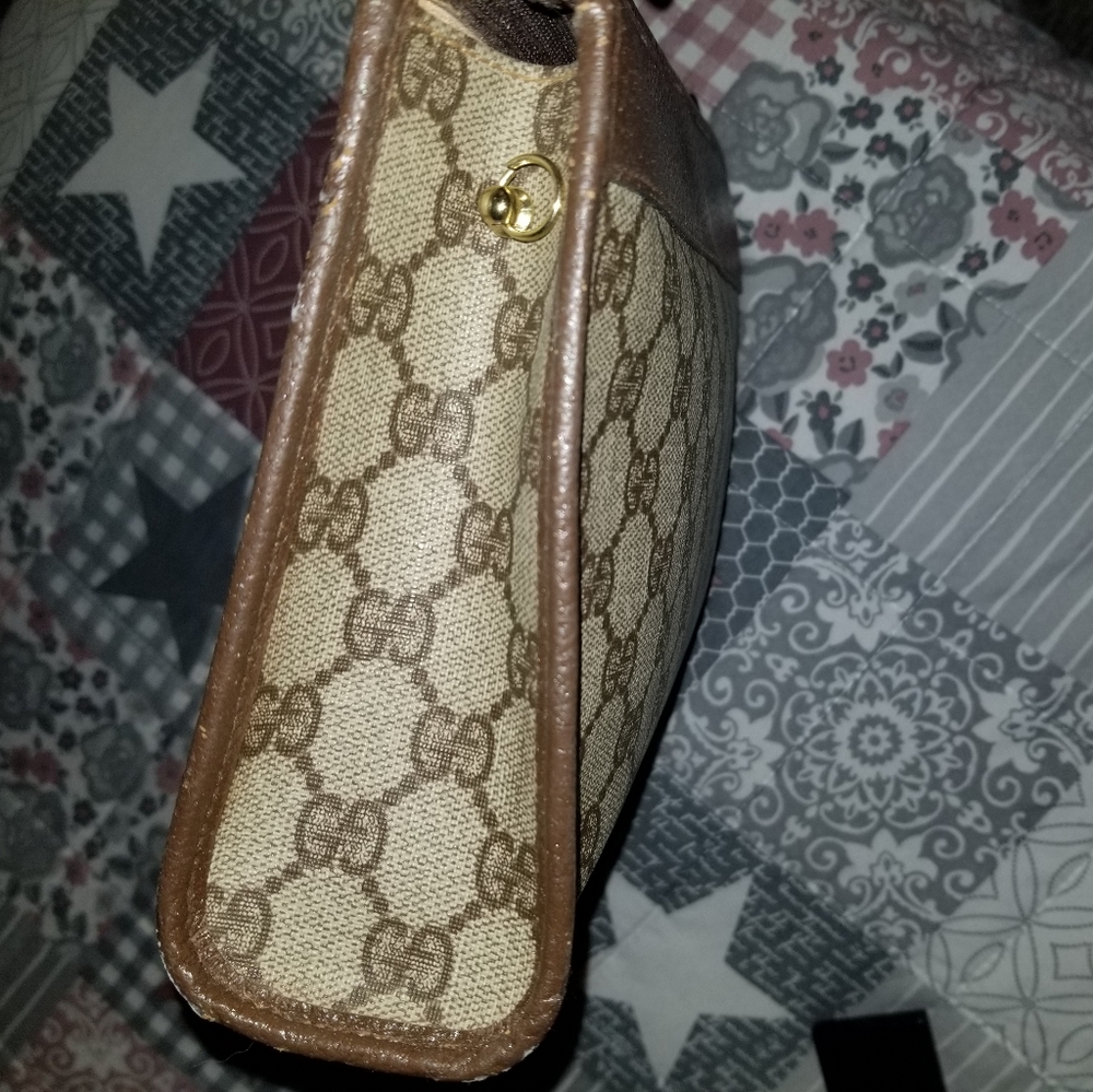 Vintage Authentic Gucci Purse - Picture 3 of 10